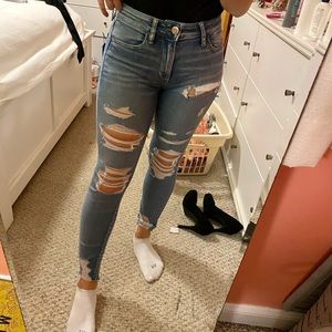 American eagle super stretch ripped jeans